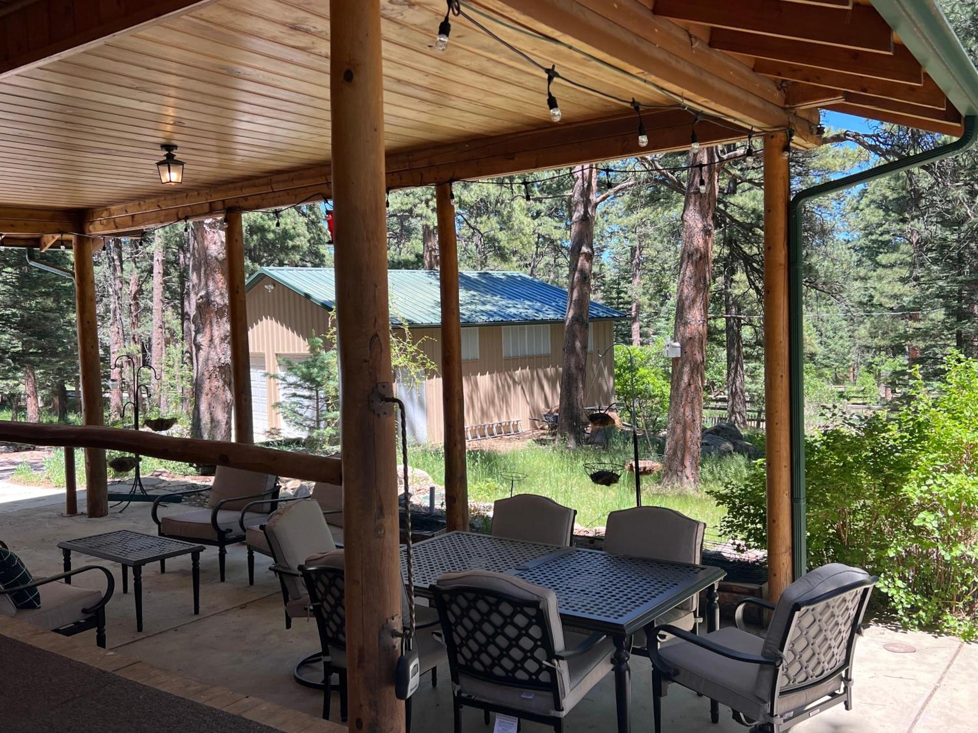 Cozy Cabin On The Creek Colorado City Exterior photo